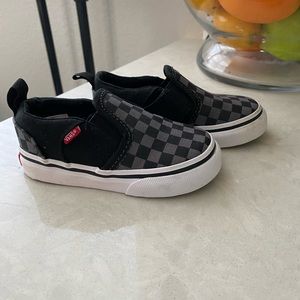 Toddler size 5, slip on vans